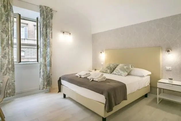 Tek Büyük Yataklı Oda