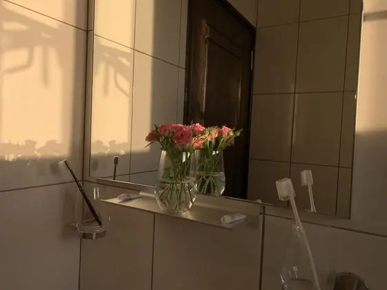 Tek Büyük Yataklı Oda, Balkon