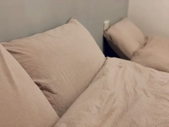 Üç Kişilik Oda, Balkon