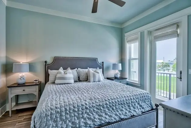 Ev (White Coral Chateau |  NEW LUXURY| Go)