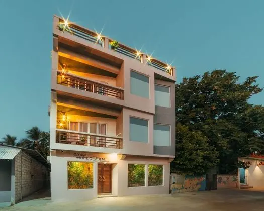 Superior Tek Büyük Yataklı Oda, Balkon, Kısmi Deniz Manzarası