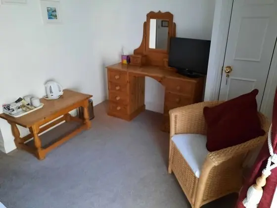 Tek Büyük veya İki Ayrı Yataklı Oda (Room 3)