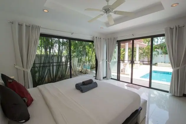 3 Bedrooms Pool Villa