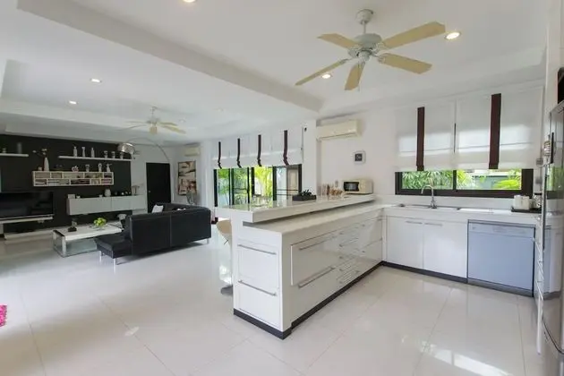 3 Bedrooms Pool Villa
