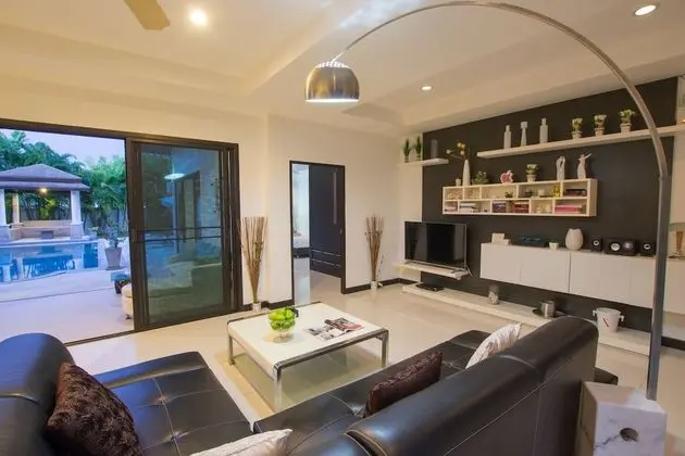 3 Bedrooms Pool Villa