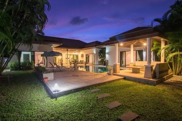 3 Bedrooms Pool Villa