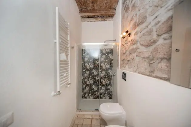 Villa, Sigara İçilebilir