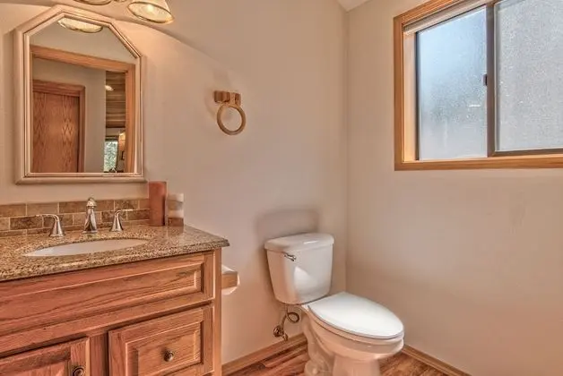 Ev, Birden Çok Yatak, Dağ Manzaralı (White Elm - Unit 31)