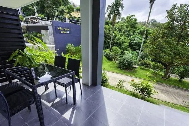 Quadruple Room with Terrace