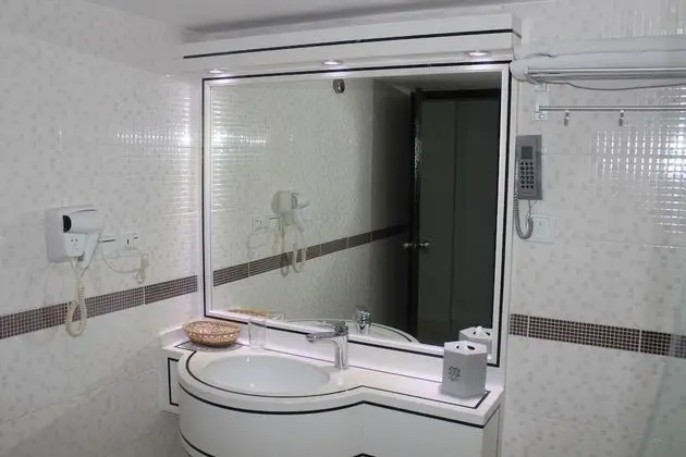Standard Tek Büyük veya İki Ayrı Yataklı Oda