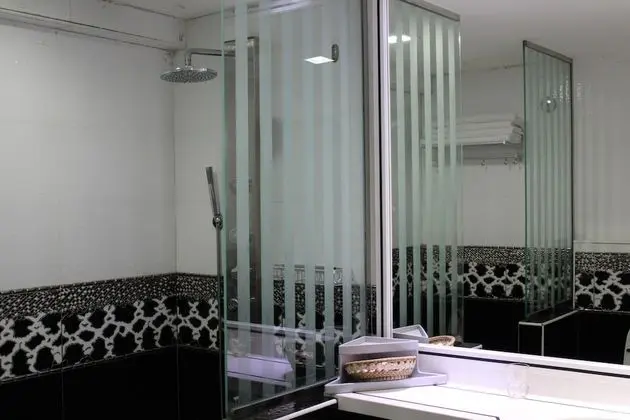 Standard Tek Büyük veya İki Ayrı Yataklı Oda