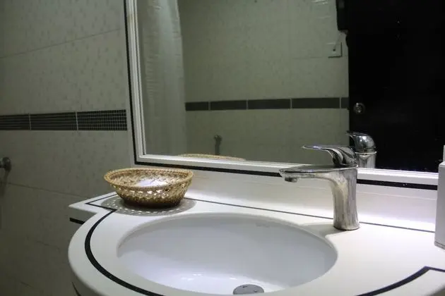 Üç Kişilik Oda