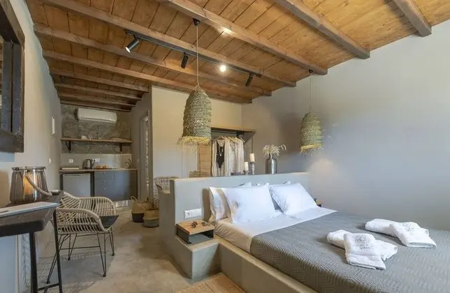 Stüdyo, Bahçe Manzaralı