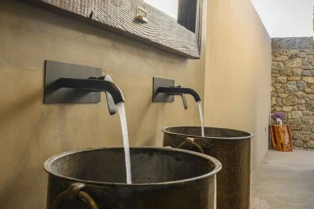 Stüdyo, Bahçe Manzaralı