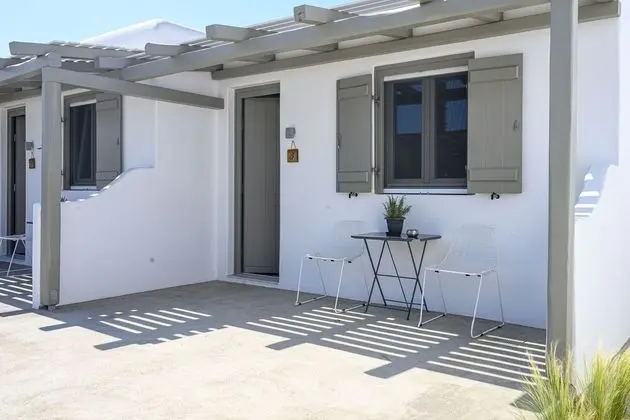 Stüdyo, Bahçe Manzaralı