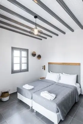 Stüdyo, Bahçe Manzaralı