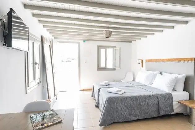 Stüdyo, Bahçe Manzaralı