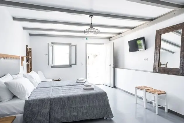 Stüdyo, Bahçe Manzaralı