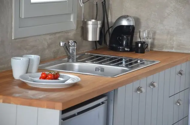 Stüdyo, Bahçe Manzaralı