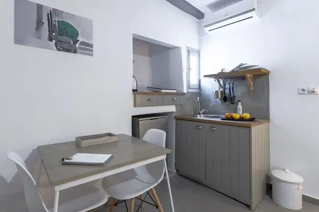 Stüdyo, Bahçe Manzaralı