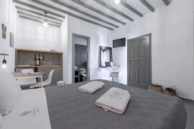 Stüdyo, Bahçe Manzaralı