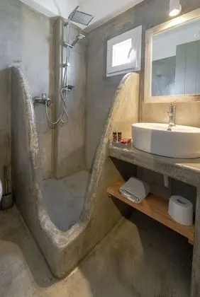 Stüdyo, Bahçe Manzaralı