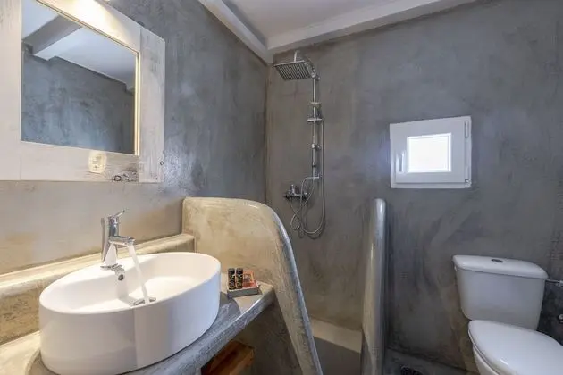 Stüdyo, Bahçe Manzaralı