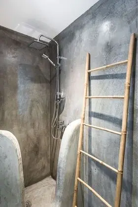 Stüdyo, Bahçe Manzaralı