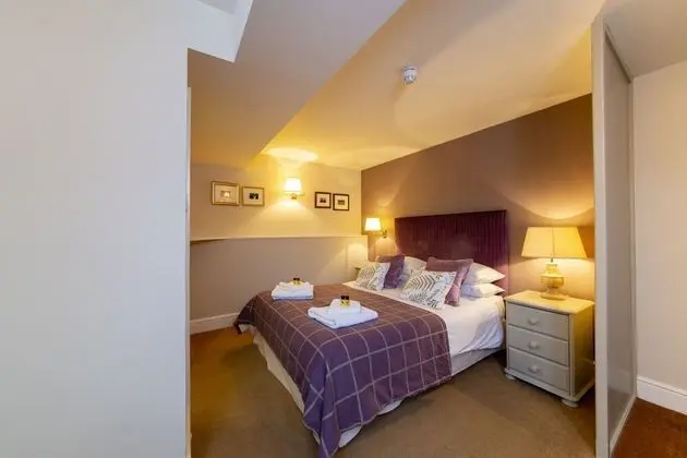 Superior Tek Büyük Yataklı Oda, Banyolu/Duşlu, Avlu Manzaralı