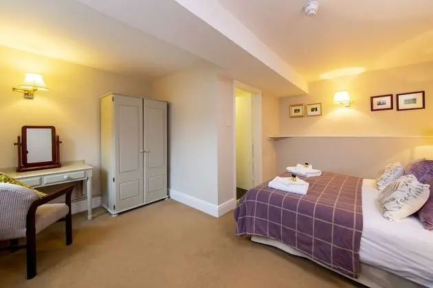 Superior Tek Büyük Yataklı Oda, Banyolu/Duşlu, Avlu Manzaralı