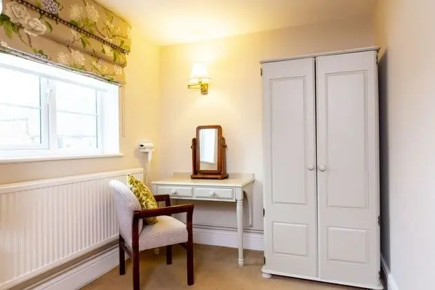 Superior Tek Büyük Yataklı Oda, Banyolu/Duşlu, Avlu Manzaralı