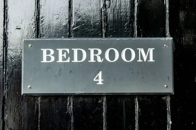 Superior Tek Büyük Yataklı Oda, Banyolu/Duşlu, Avlu Manzaralı