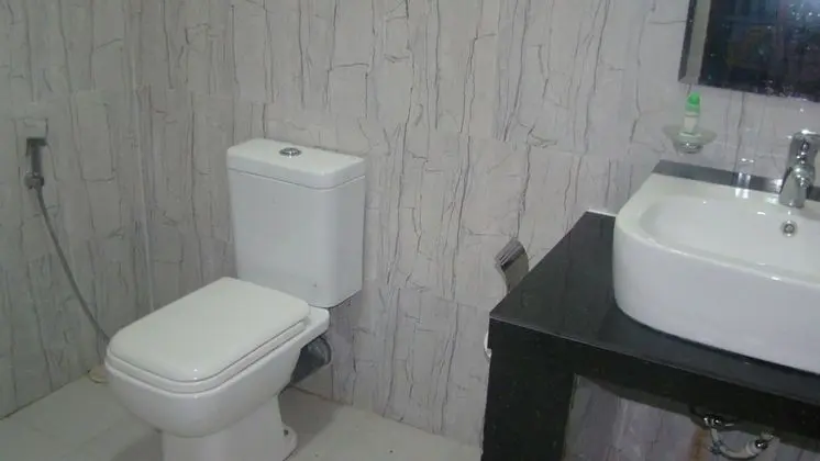 Tek Büyük Yataklı Oda, 1 Çift Kişilik Yatak