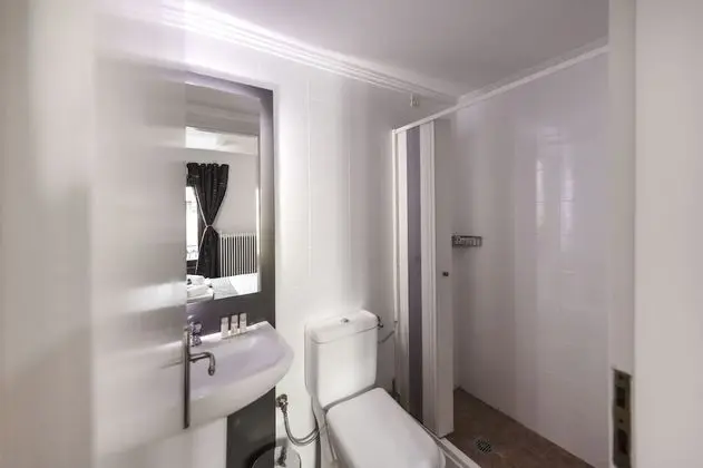 Comfort Tek Büyük Yataklı Oda