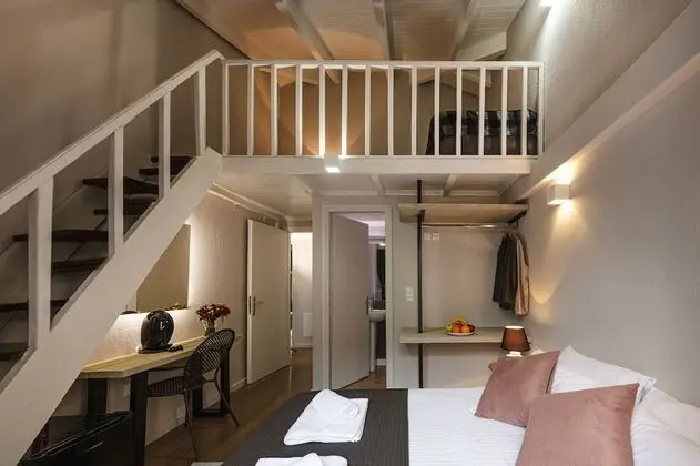 Comfort Üç Kişilik Oda (1 Double bed & 1 Single Sofa bed)