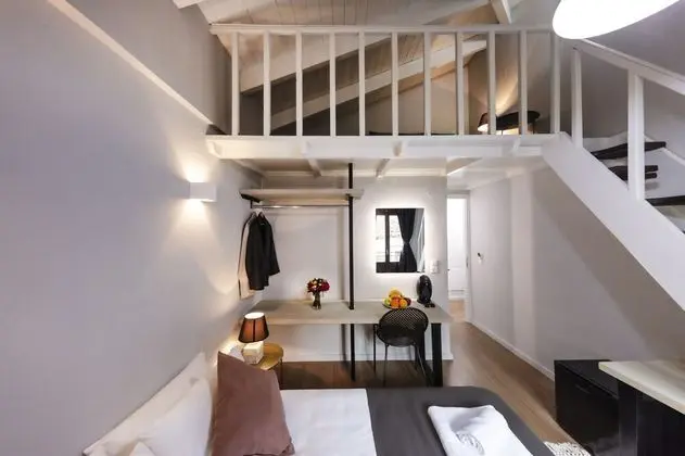 Comfort Üç Kişilik Oda (1 Double bed & 1 Single Sofa bed)