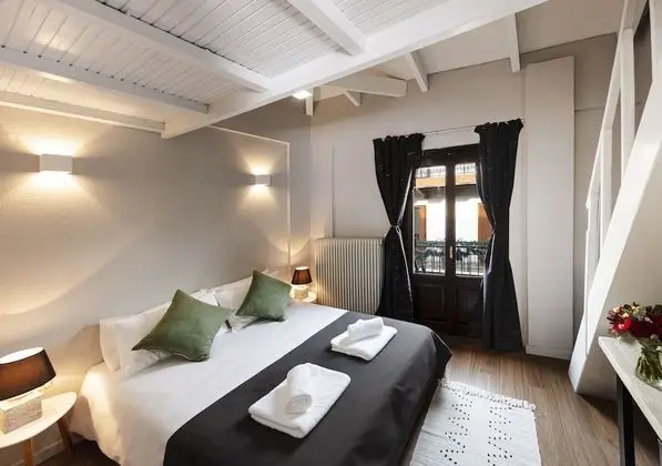 Comfort Üç Kişilik Oda (1 Double bed & 1 Single Sofa bed)