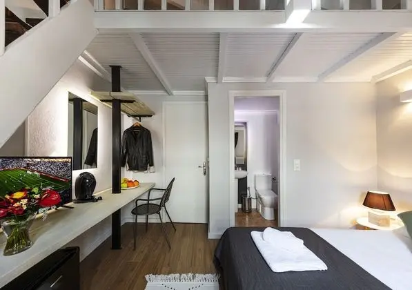 Comfort Üç Kişilik Oda (1 Double bed & 1 Single Sofa bed)