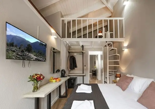 Comfort Üç Kişilik Oda (1 Double bed & 1 Single Sofa bed)