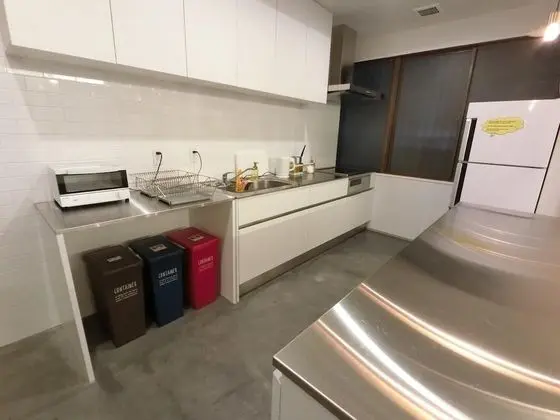Ortak Ranzalı Oda, Karma Ranzalı Oda, Sigara İçilmez