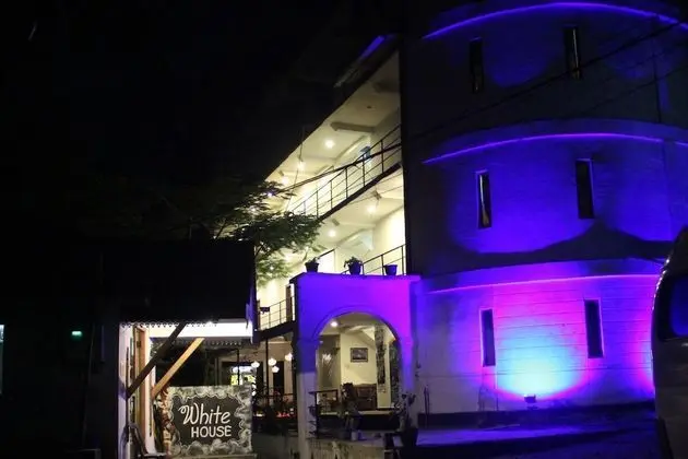 Deluxe Tek Büyük Yataklı Oda, 1 Yatak Odası, Dağ Manzaralı