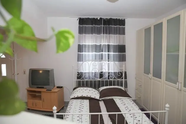 Stüdyo, Şehir Manzaralı (Dibergstraße 50)