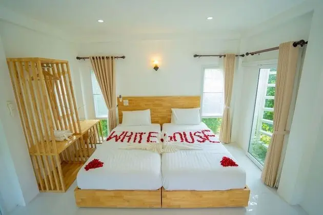 Deluxe Twin Room (Phuchomduan)