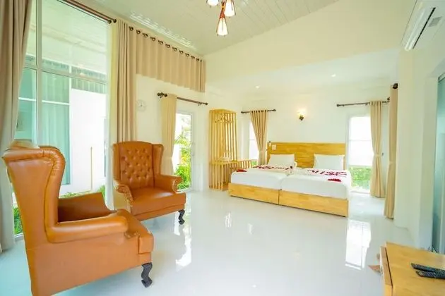 Deluxe Twin Room (Phuchomduan)