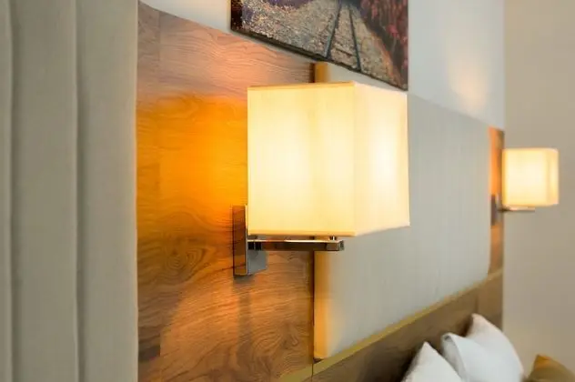 Comfort Tek Büyük veya İki Ayrı Yataklı Oda, Kısmi Deniz Manzaralı