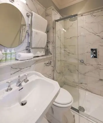Tek Büyük Yataklı Oda (Bedroom 3)