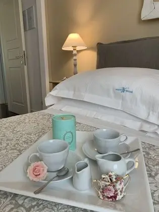 Superior Tek Büyük Yataklı Oda, Birden Çok Yatak, Havuz Kenarı