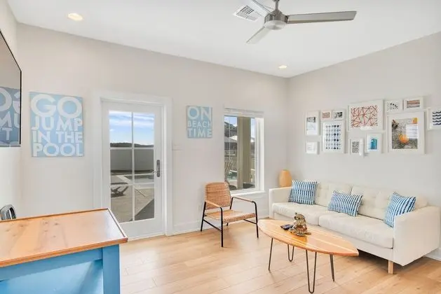 Ev, Birden Çok Yatak, Veranda, Plaj Manzaralı (The White House)