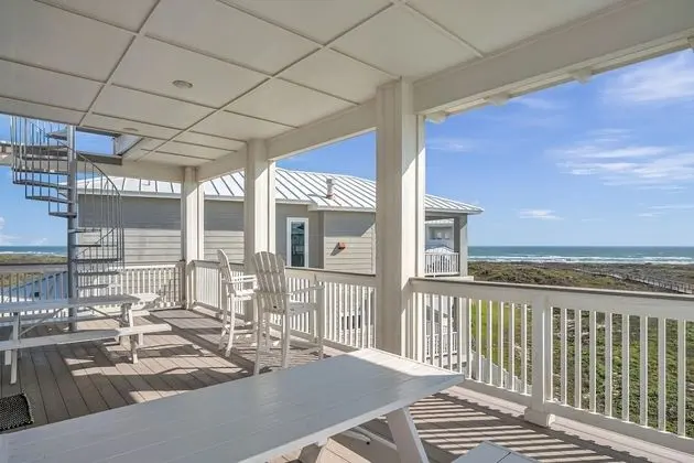 Ev, Birden Çok Yatak, Veranda, Plaj Manzaralı (The White House)