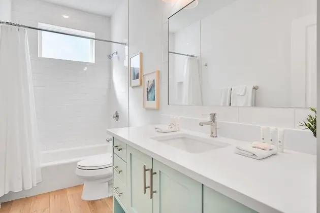 Ev, Birden Çok Yatak, Veranda, Plaj Manzaralı (The White House)